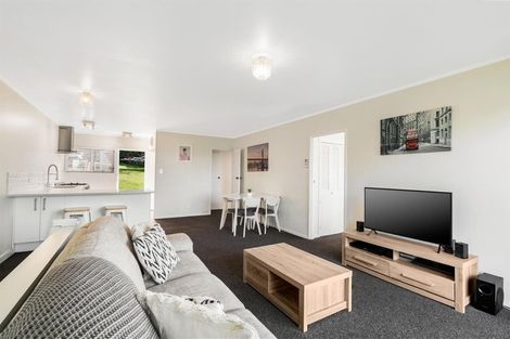 Photo of property in 2/131 Glamorgan Drive, Torbay, Auckland, 0630