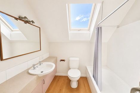 Photo of property in 1/455 Barbadoes Street, Edgeware, Christchurch, 8013