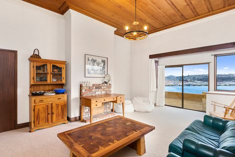 Photo of property in 63 Glendevon Place, Vauxhall, Dunedin, 9013