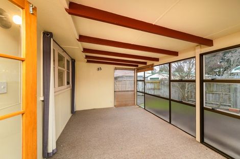 Photo of property in 23 Limbrick Street, Terrace End, Palmerston North, 4410