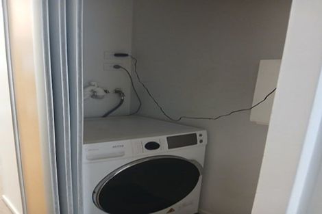 Photo of property in Twin Towers, 411/17 Putney Way, Manukau, Auckland, 2104