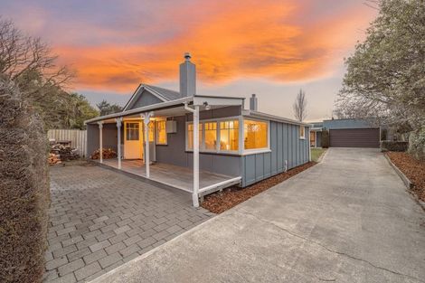 Photo of property in 5 Bridge Street, Waikuku Beach, 7473