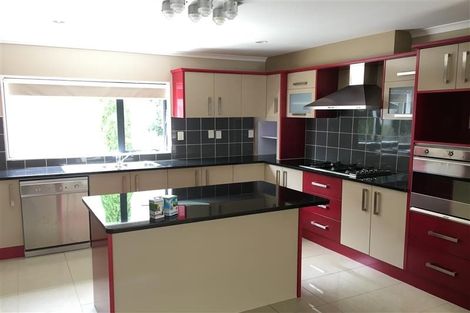 Photo of property in 25 Aorangi Place, Birkenhead, Auckland, 0626