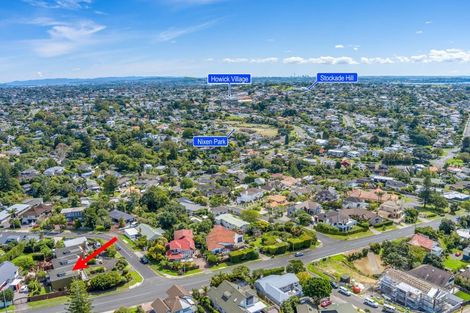 Photo of property in 4 Evelyn Road, Cockle Bay, Auckland, 2014