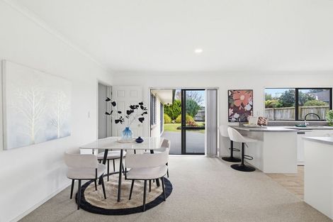 Photo of property in 4 Waitoa Street, Waiuku, 2123