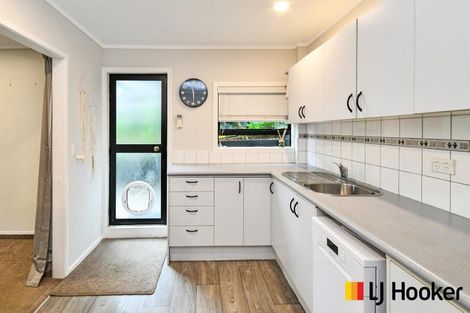 Photo of property in 33 Peretao Rise, The Gardens, Auckland, 2105