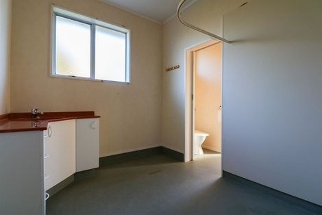 Photo of property in 60 Timaru Road, Waimate, 7924