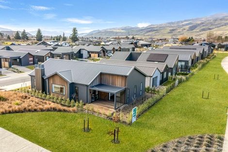 Photo of property in 24 Bragato Way, Cromwell, 9310