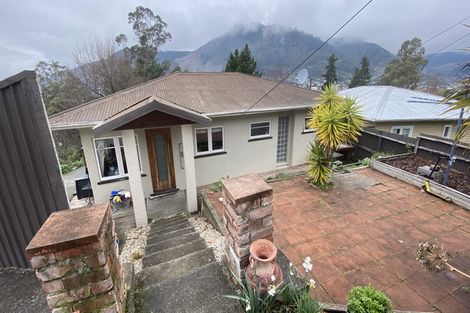 Photo of property in 29 Thompson Terrace, Toi Toi, Nelson, 7010