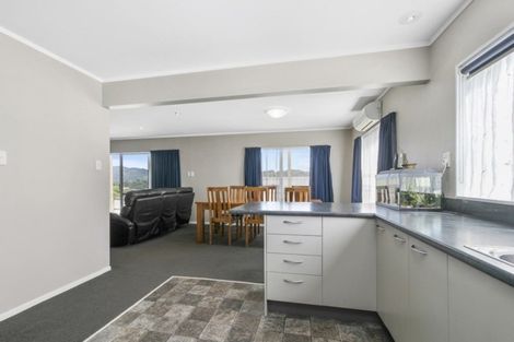 Photo of property in 48 Castlerea Street, Wainuiomata, Lower Hutt, 5014