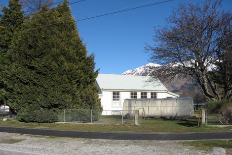 Photo of property in 71-81 Oban Street, Glenorchy, 9372
