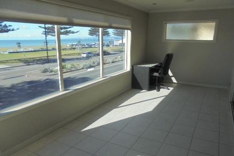 Photo of property in 435 Marine Parade, Napier South, Napier, 4110
