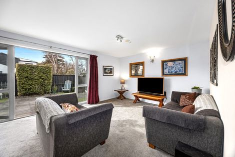 Photo of property in 9/16 Hutcheson Street, Sydenham, Christchurch, 8023