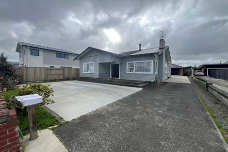Photo of property in 121 Heretaunga Street, Palmerston North, 4414