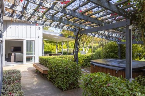 Photo of property in 60 Dalmore Way, Acacia Bay, Taupo, 3385