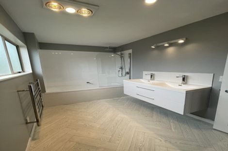 Photo of property in 60 Holmes Road, Manurewa, Auckland, 2102