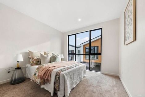 Photo of property in 106d Taikata Road, Te Atatu Peninsula, Auckland, 0610