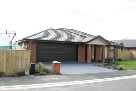 Photo of property in 4 The Tors, Heathcote Valley, Christchurch, 8022