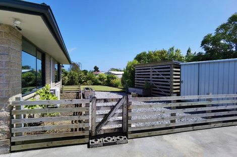 Photo of property in 37 Whitcombe Terrace, Hokitika, 7810