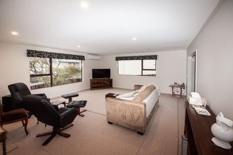 Photo of property in 40 Cortina Avenue, Johnsonville, Wellington, 6037