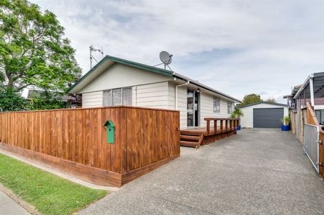Photo of property in 4 Otatara Road, Taradale, Napier, 4112