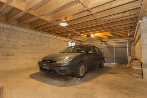 Photo of property in 17 Leven Street, South Hill, Oamaru, 9400