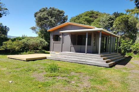 Photo of property in 15 Catley Road, Te Horo, Otaki, 5582