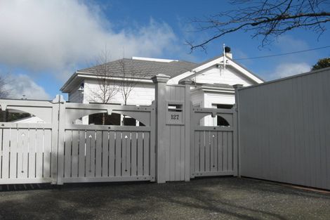 Photo of property in 127 Karori Road, Karori, Wellington, 6012