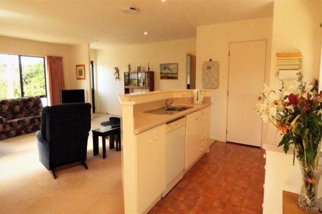 Photo of property in 96 Kemp Road, Kerikeri, 0230