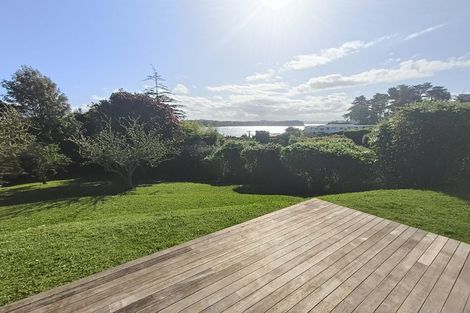 Photo of property in 12 Tindalls Bay Road, Tindalls Beach, Whangaparaoa, 0930