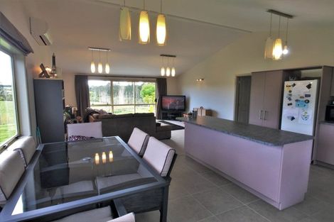 Photo of property in 121d Waimate North Road, Kerikeri, 0293