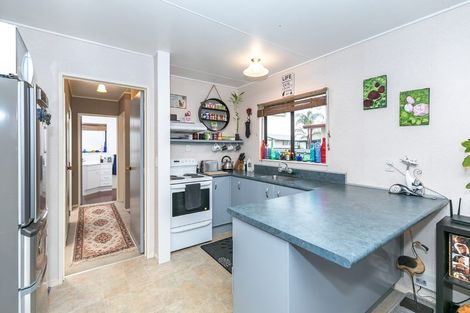 Photo of property in 15 Lloyd Drive, Nawton, Hamilton, 3200