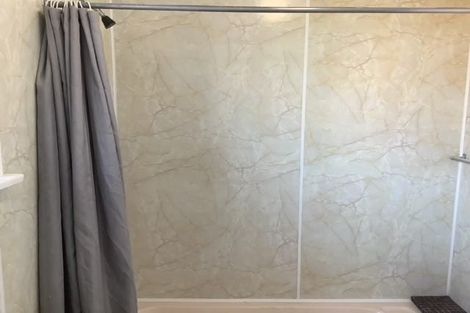 Photo of property in 125 Kings Crescent, Hutt Central, Lower Hutt, 5010