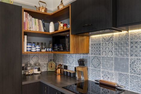 Photo of property in 5 Taranaki Street, Picton, 7220