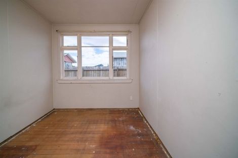 Photo of property in 17 Rawson Street, New Brighton, Christchurch, 8083