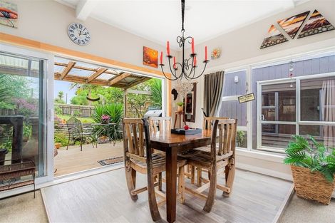 Photo of property in 125a King Street, Hikurangi, 0114