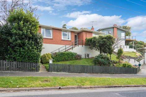 Photo of property in 102 Easther Crescent, Kew, Dunedin, 9012
