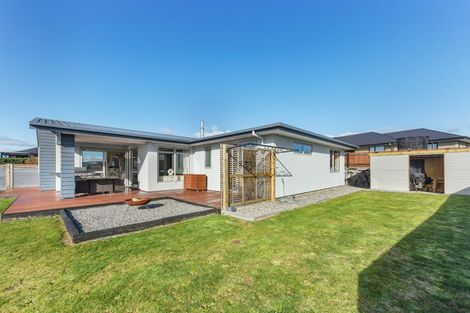 Photo of property in 42 Katania Heights, Brightwater, 7022