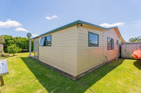 Photo of property in 6 Redwings Close, Whitianga, 3510