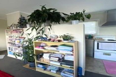 Photo of property in 1/68 Titirangi Road, New Lynn, Auckland, 0600