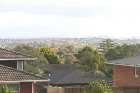 Photo of property in 1/9 Landop Terrace, Howick, Auckland, 2014