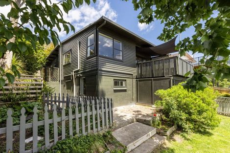 Photo of property in 31 Tauroa Road, Havelock North, 4130