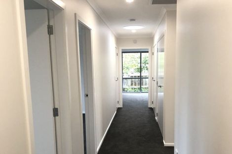 Photo of property in 21/27 Whites Line West, Woburn, Lower Hutt, 5010
