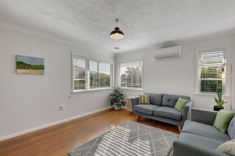 Photo of property in 28 Coates Street, Tawa, Wellington, 5028