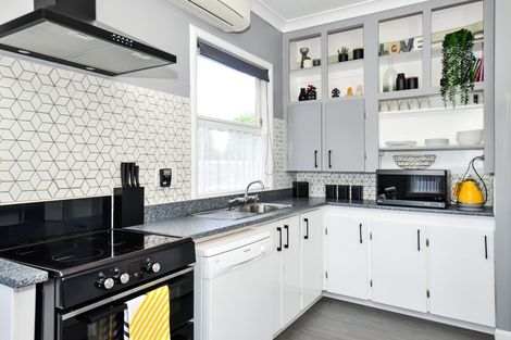 Photo of property in 5 Rose Street, Maeroa, Hamilton, 3200