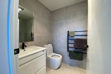 Photo of property in 2/103 Flanshaw Road, Te Atatu South, Auckland, 0610