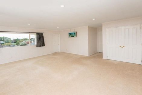 Photo of property in 22 Attymon Lane, East Tamaki, Auckland, 2016