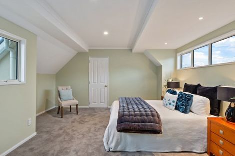 Photo of property in 43 Memorial Avenue, Ilam, Christchurch, 8053