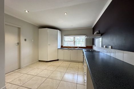 Photo of property in 396 Stokes Valley Road, Stokes Valley, Lower Hutt, 5019