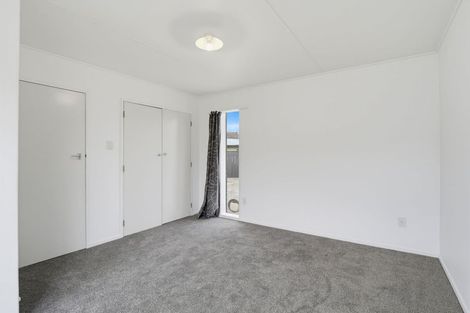 Photo of property in 42 Acacia Street, Kelvin Grove, Palmerston North, 4414